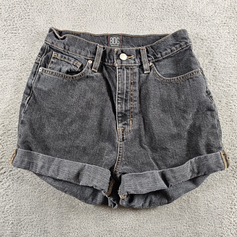 BDG Urban Outfitters Mom High Rise Shorts Washed Black Cuffed Denim Size 28